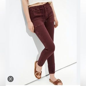 American Eagle Women Burgundy Ne(X)T Level High-Waisted Jegging Jogger